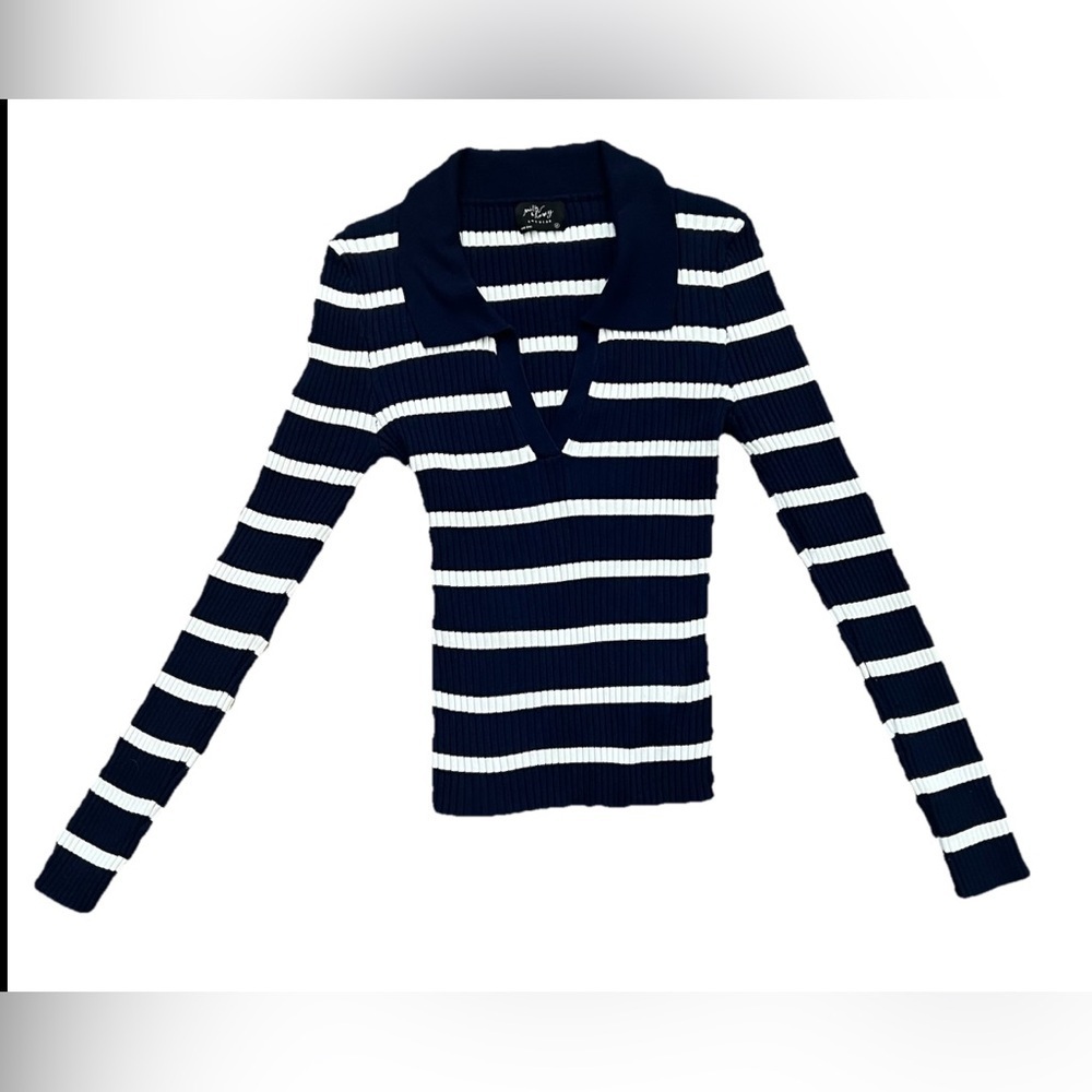 Milk And Honey Knitwear Blue And White striped Top Size M (0714)